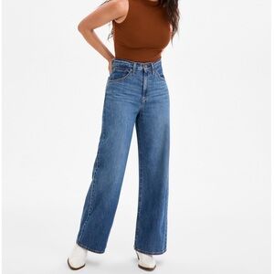 Levi’s Cinch-Waist Lightweight Baggy Jeans